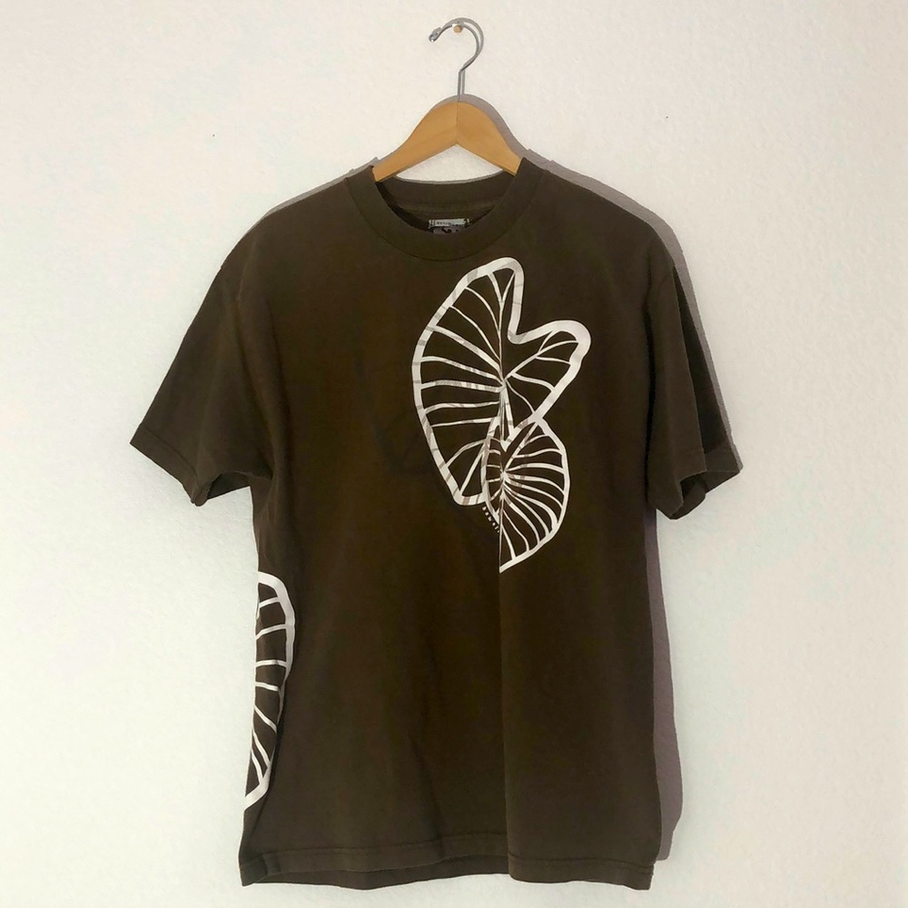 HAWAIIAN STYLE T-shirt.